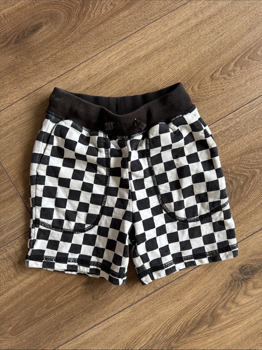 Hanna Andersson Checkerboard Knit Shorts - Black & White